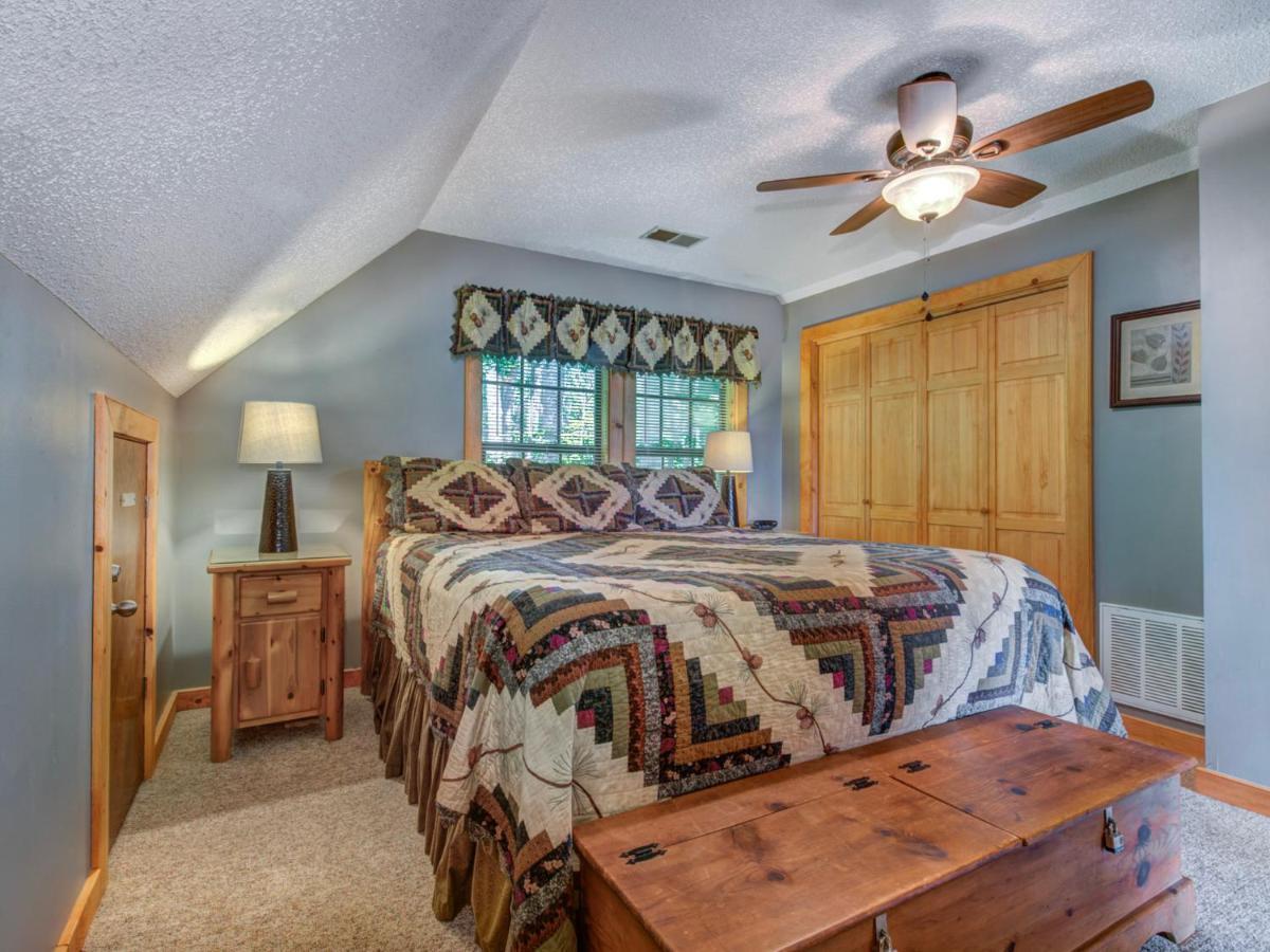 Mountain Charm Villa Gatlinburg Bagian luar foto