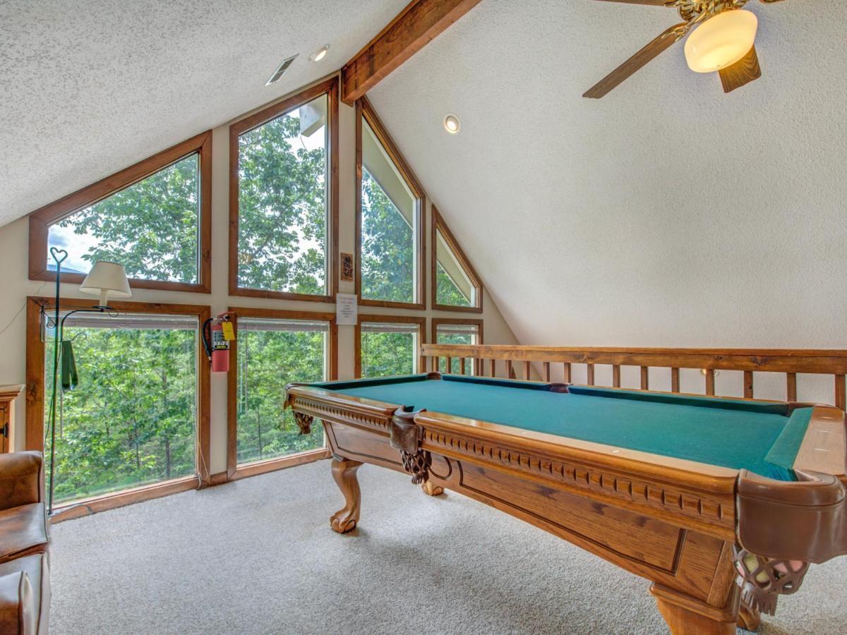 Mountain Charm Villa Gatlinburg Bagian luar foto