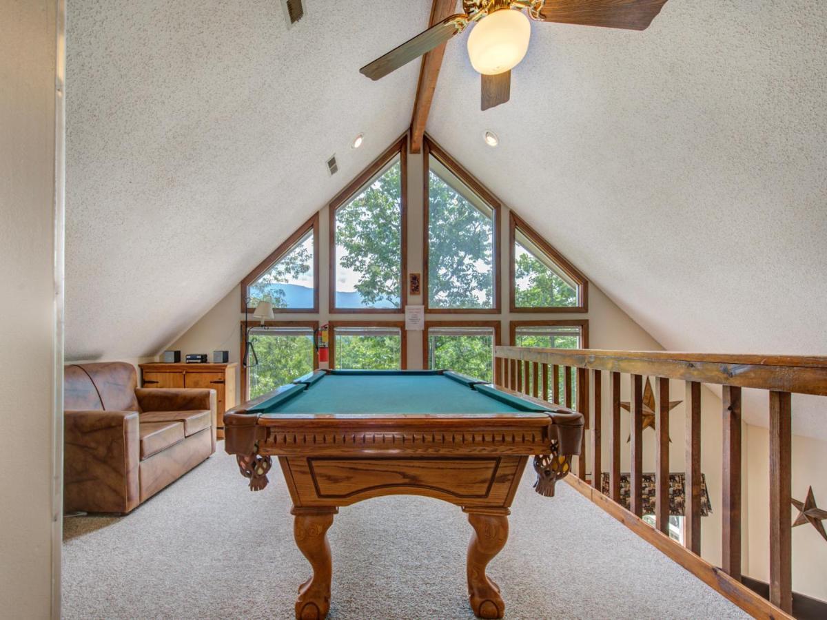 Mountain Charm Villa Gatlinburg Bagian luar foto